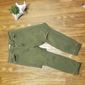 💎Zara high rise distressed olive green ankle pants